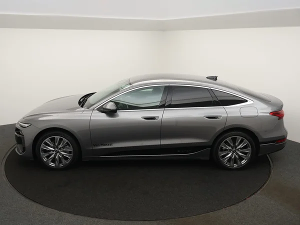 AUDI A6 Sportback e-tron (2026) — foto 19 van 22