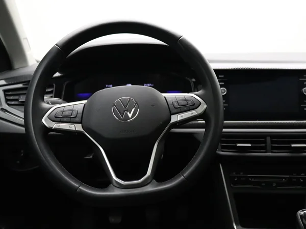 VOLKSWAGEN Polo (2023) — foto 23 van 23