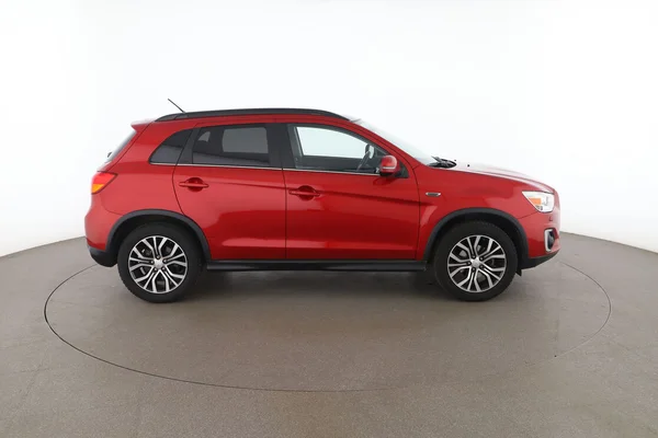 Mitsubishi ASX (2015) — foto 13 van 16