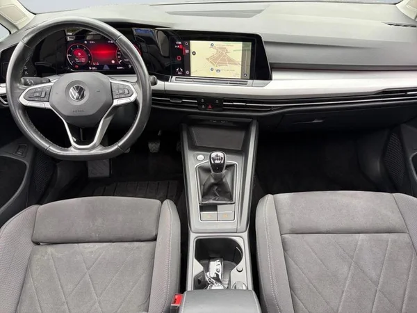 VOLKSWAGEN Golf Variant VIII Dsl (2023) — foto 3 van 28