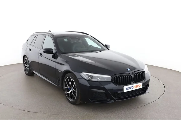 BMW 5-serie (2021) — foto 14 van 16