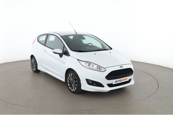Ford Fiesta (2017) — foto 14 van 16