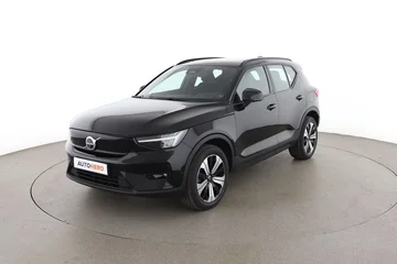 Volvo XC40 bf2acf11-a30d-42c0-865a-28d2ec5b8c24