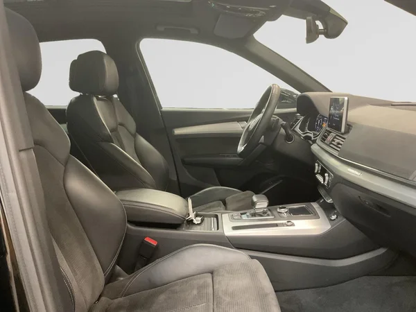 AUDI Q5 PHEV (2021) — foto 8 van 22