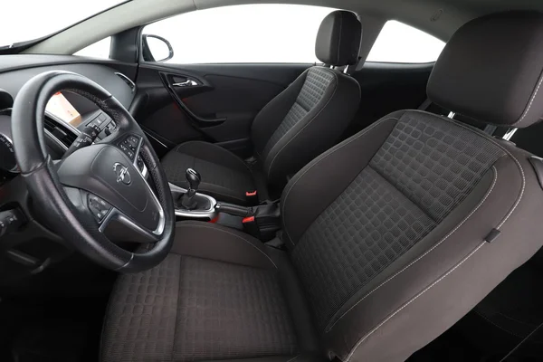 Opel Astra (2016) — foto 16 van 16