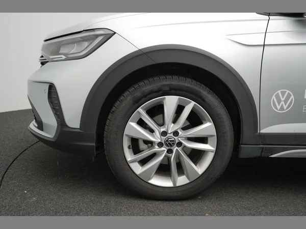 VOLKSWAGEN Taigo (2025) — foto 5 van 26