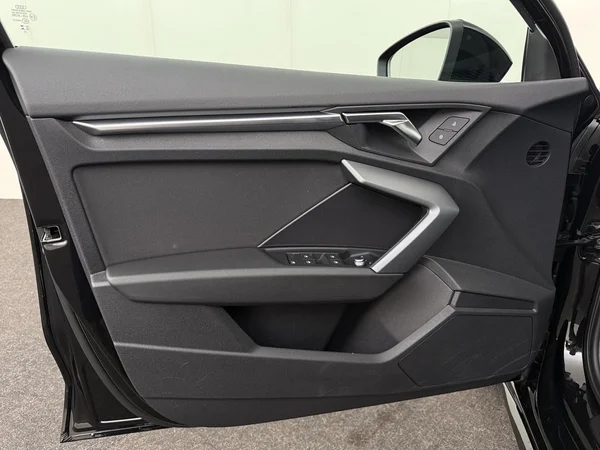 AUDI A3 Sportback (2025) — foto 7 van 18