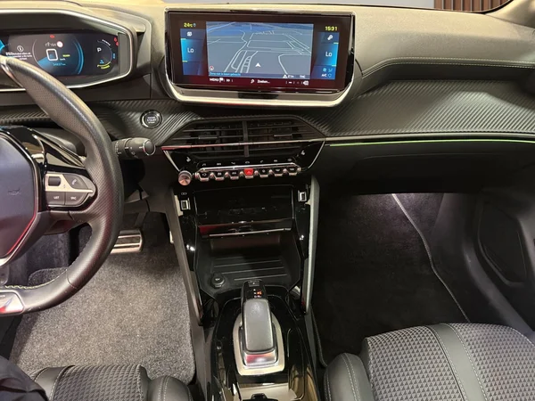 1116_8200_2021-20.webp