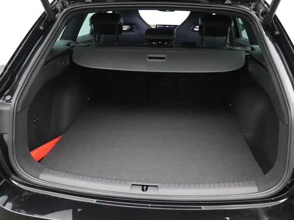 CUPRA Leon ST (2025) — foto 22 van 25