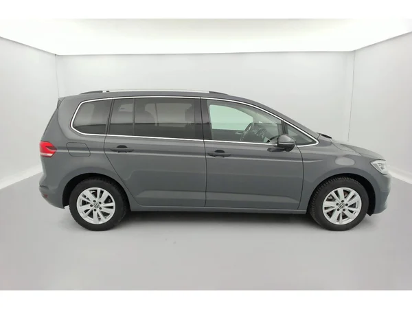 VOLKSWAGEN Touran (2020) — foto 31 van 36