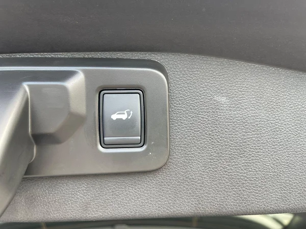 Renault Austral (2024) — foto 22 van 31