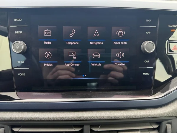 VOLKSWAGEN Polo (2021) — foto 11 van 13