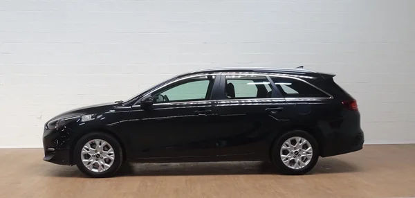 Kia cee'd (2024) — foto 17 van 23