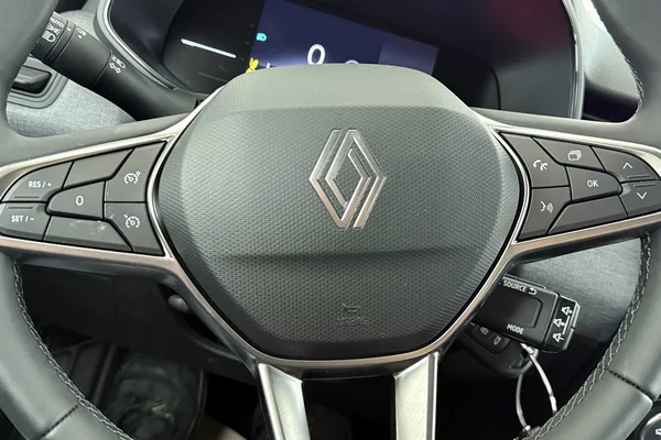 Renault Clio V Phase II (2026) — foto 15 van 22