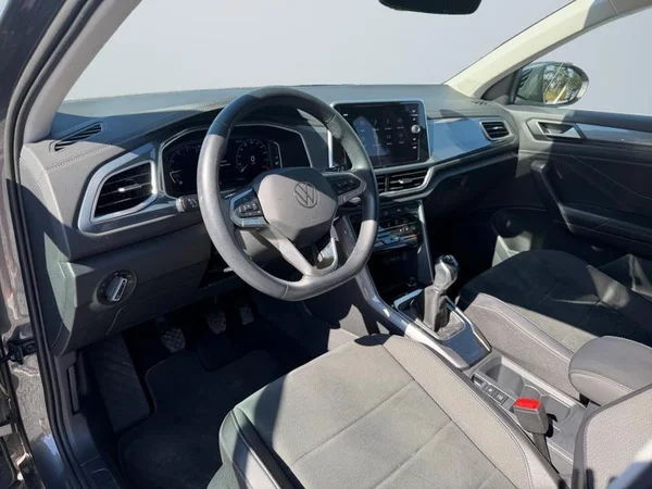 VOLKSWAGEN T-Roc (2023) — foto 31 van 31