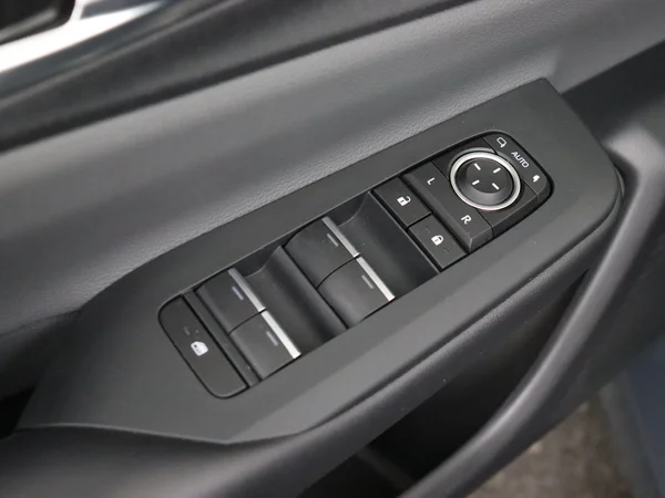 TOYOTA Prius (2025) — foto 22 van 33