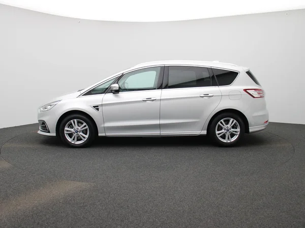 Ford S-Max (2022) — foto 34 van 41