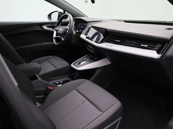 Audi Q4 Sportback e-tron (2023) — foto 43 van 52