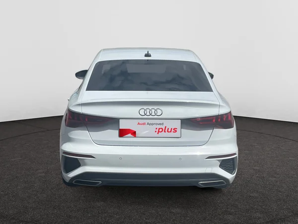 AUDI A3 Sedan (2023) — foto 14 van 21