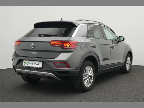 VOLKSWAGEN T-Roc (2023) — foto 24 van 28