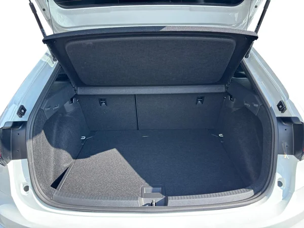 VOLKSWAGEN Taigo (2024) — foto 2 van 22