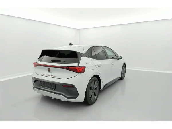 CUPRA Born (2022) — foto 19 van 32