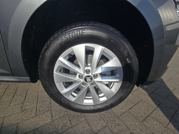 SKODA Kamiq (2026) — foto 10 van 24