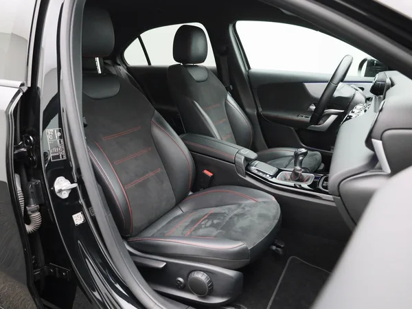 Mercedes-Benz A-Klasse (2021) — foto 32 van 41