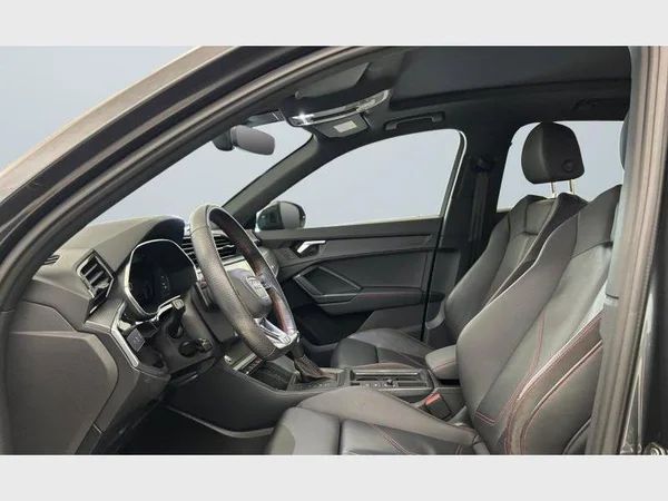 Audi Q3 (2023) — foto 2 van 27