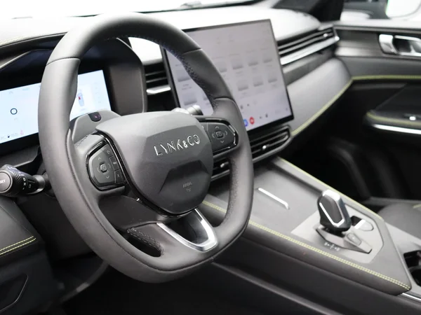Lynk & Co 01 (2025) — foto 3 van 29