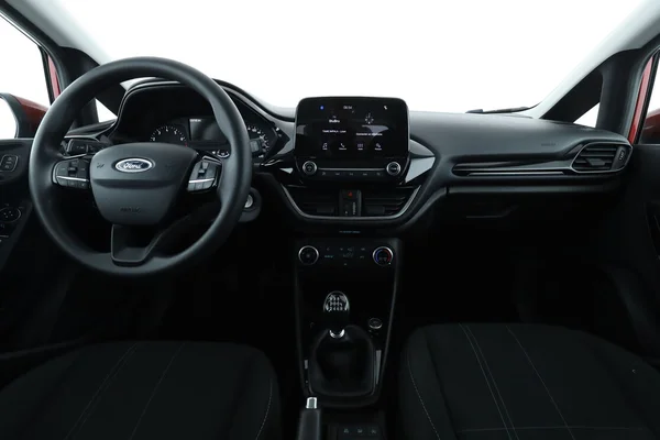 Ford Fiesta (2018) — foto 3 van 16