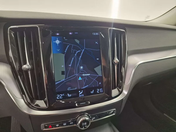 Volvo V60 (2022) — foto 7 van 17