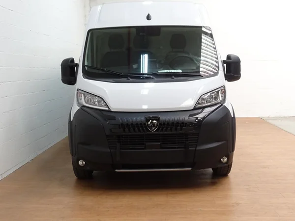 Peugeot Boxer (2025) — foto 7 van 14