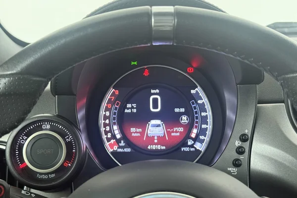 Abarth 595 (2021) — foto 3 van 27