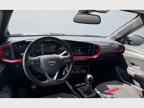 Opel Mokka (2021) — foto 12 van 27