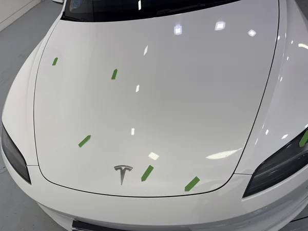 Tesla Model 3 (2024) — foto 30 van 47