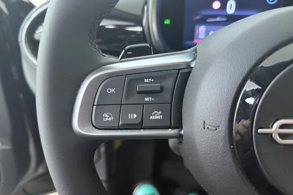 Fiat 600 (2025) — foto 6 van 20