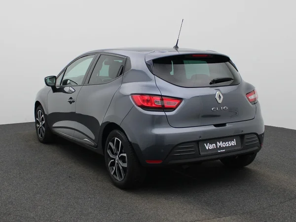 Renault Clio (2020) — foto 12 van 35