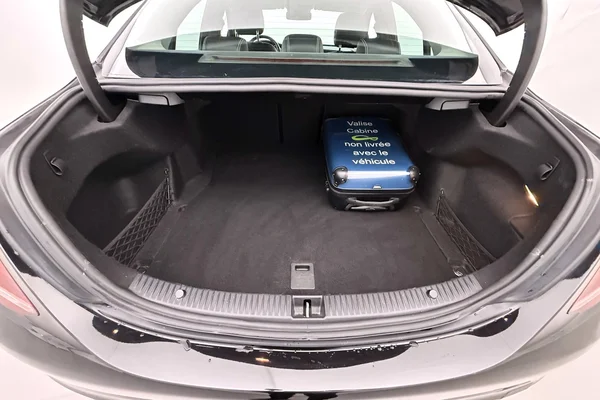 Mercedes-Benz C-Class (W205) (2019) — foto 3 van 27