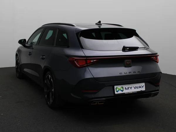 CUPRA Leon ST (2025) — foto 8 van 26