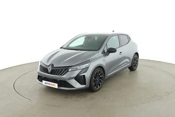 Renault Clio f9c6f1ed-7cee-4705-bf24-ee4ba7b274c5