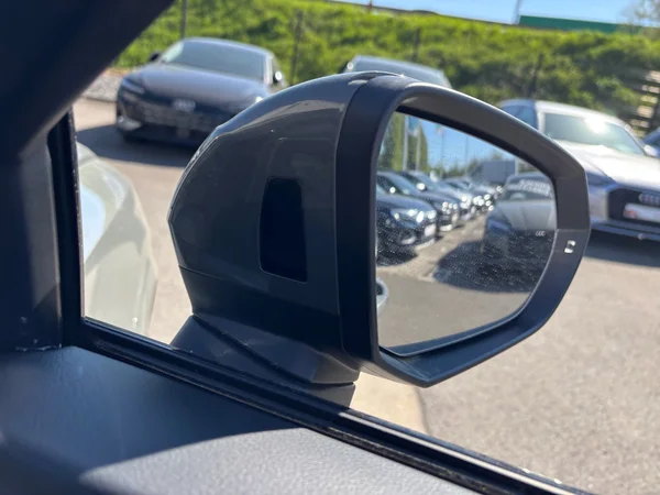 AUDI Q3 Sportback (2025) — foto 8 van 21