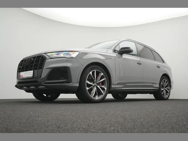 AUDI Q7 PHEV (2023) — foto 36 van 39