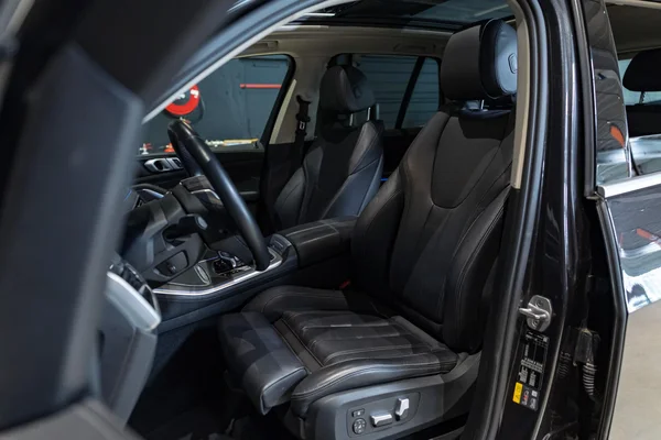 BMW X5 (2021) — foto 19 van 43