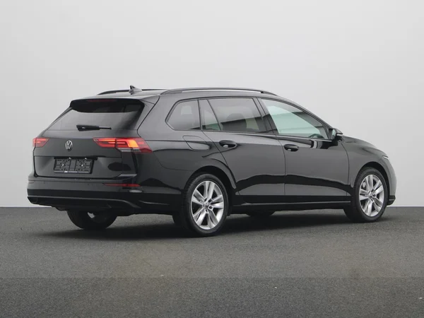 VOLKSWAGEN Golf Variant VIII Dsl (2024) — foto 12 van 19
