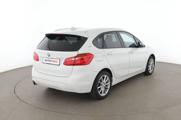 BMW 2-serie (2018) — foto 12 van 16