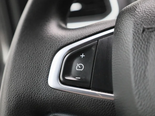 Renault Master (2023) — foto 18 van 36