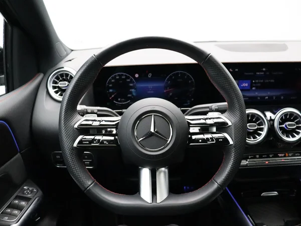Mercedes-Benz B-Klasse (2025) — foto 9 van 35