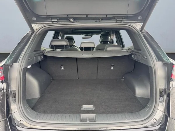 KIA Sportage (2022) — foto 27 van 28