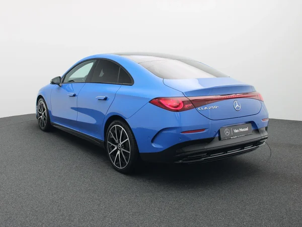 Mercedes-Benz CLA (2025) — foto 12 van 30